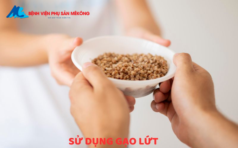 mẹo trị ọc sữa cho trẻ sơ sinh